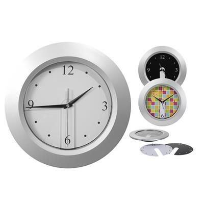 ROUND WALL CLOCK in Silver