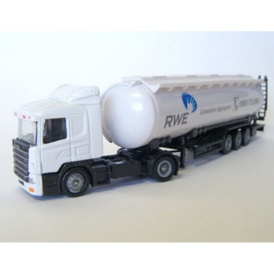 ARTICULATED TRUCK AND TANKER TRAILER MODEL in White