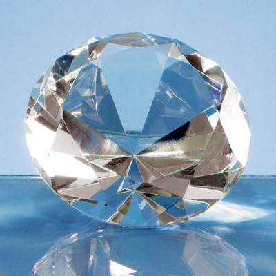 8CM OPTICAL GLASS DIAMOND PAPERWEIGHT